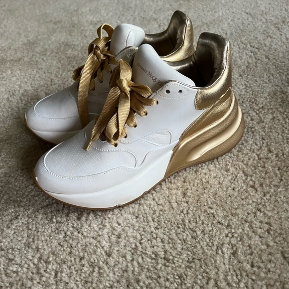 Alexander McQueen oversized sneakers women’s 38 - Picture 1 of 9